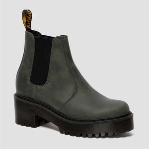 ROMETTY WOMEN'S LEATHER PLATFORM CHELSEA BOOTS